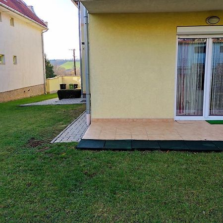Var-Lak Apartman Apartment Hévíz Exterior foto